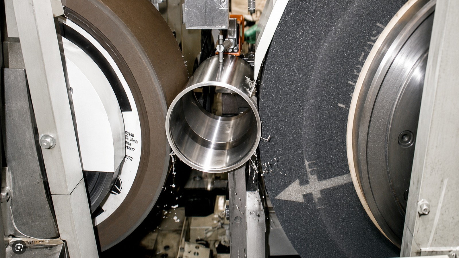 Internal grinding of a precision cylindrical component